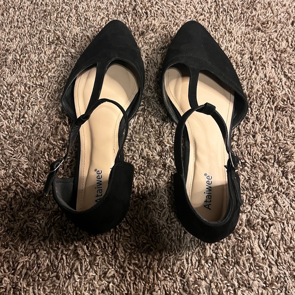 Women's Black Flats